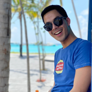 Michael000