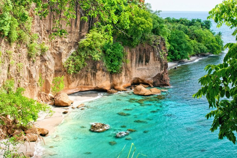 Secret-bay-Dominica-Timeline-PolyglotClub.jpg