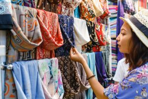 Clothes market turkish polyglotclub.jpg